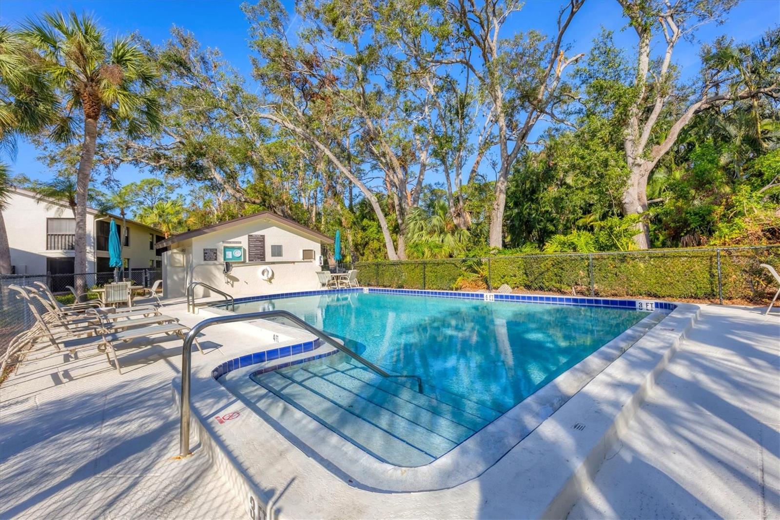 WINSLOW BEACON - Residential Lease