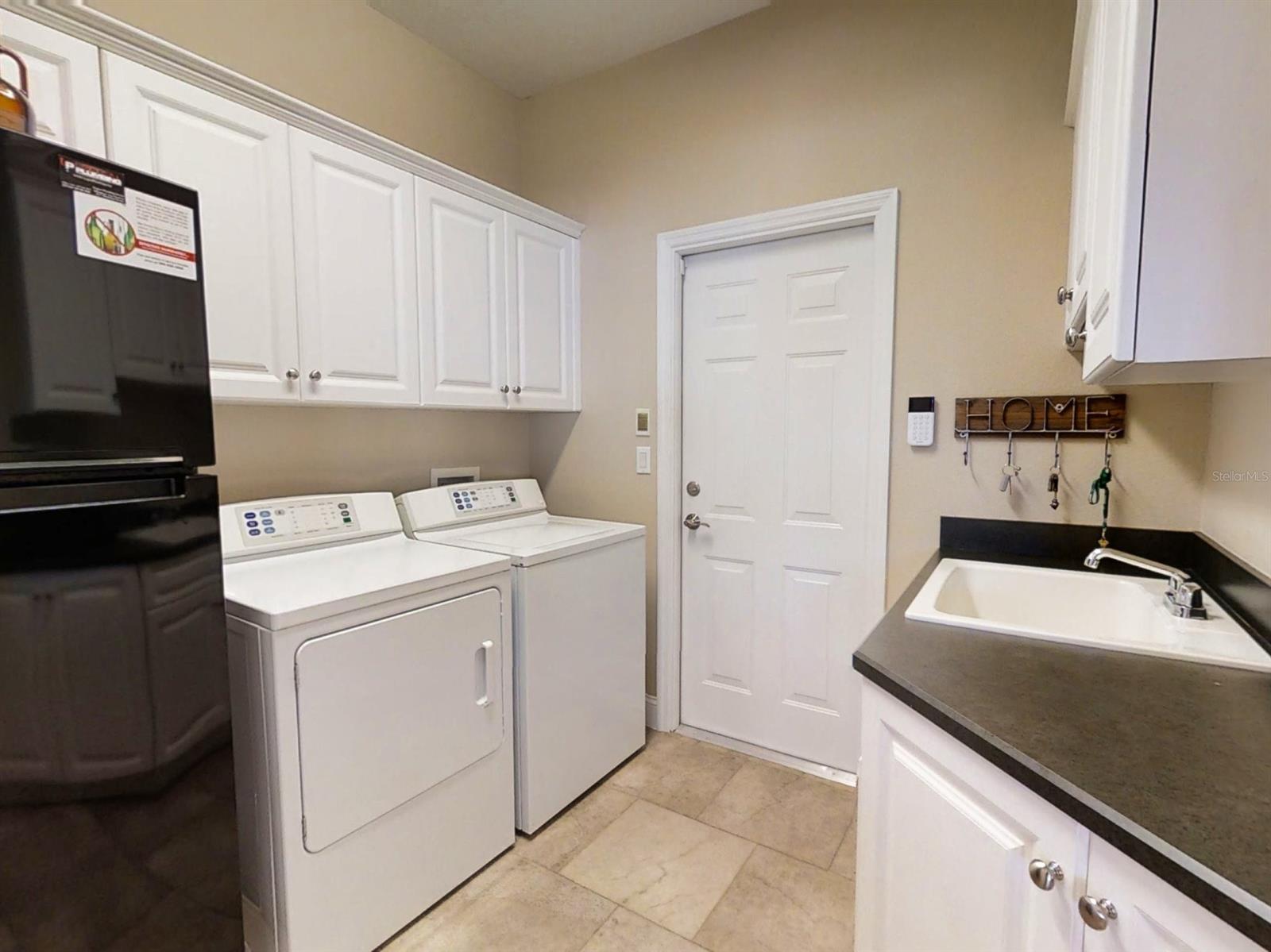 Mangroves/Inlet Shores - Residential