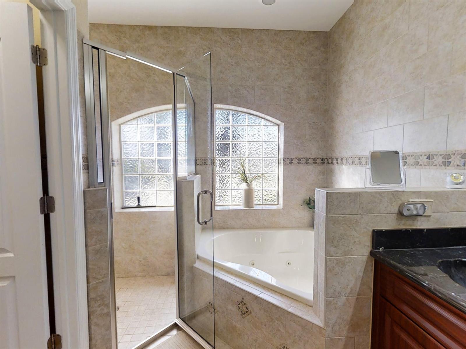 Mangroves/Inlet Shores - Residential