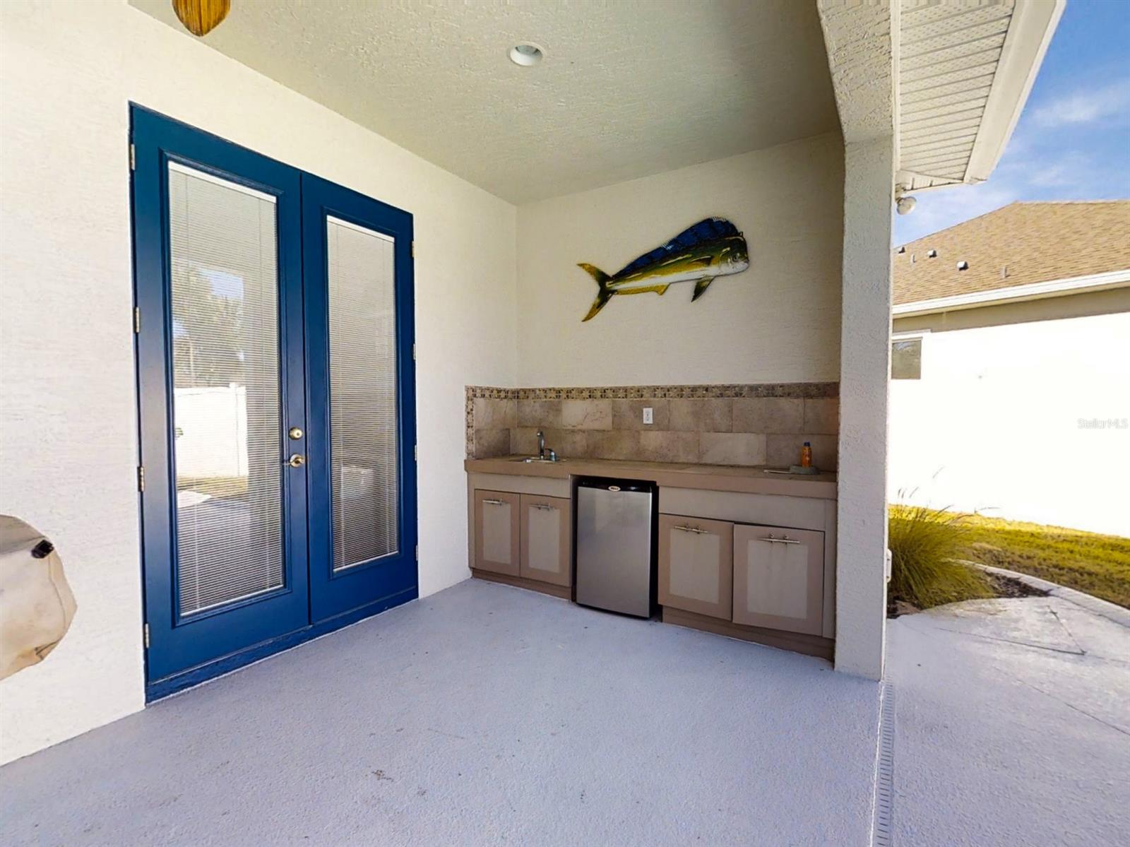 Mangroves/Inlet Shores - Residential