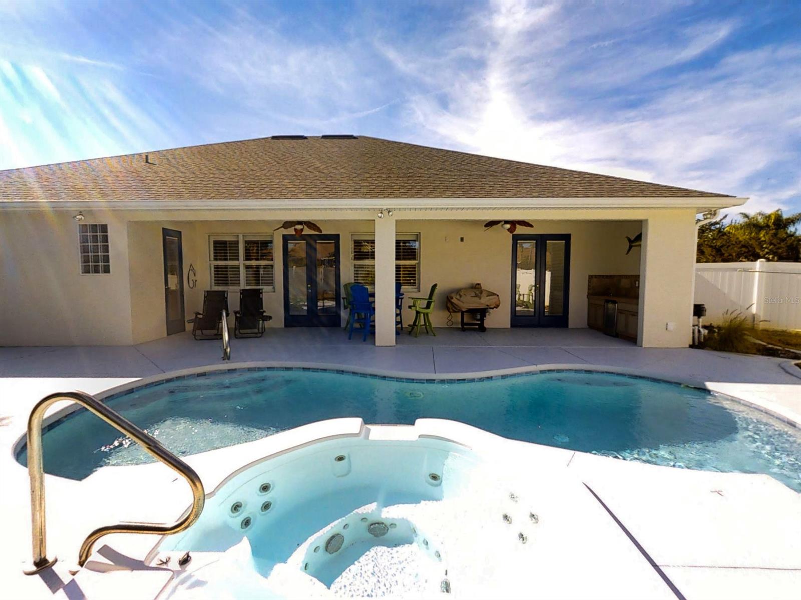 Mangroves/Inlet Shores - Residential