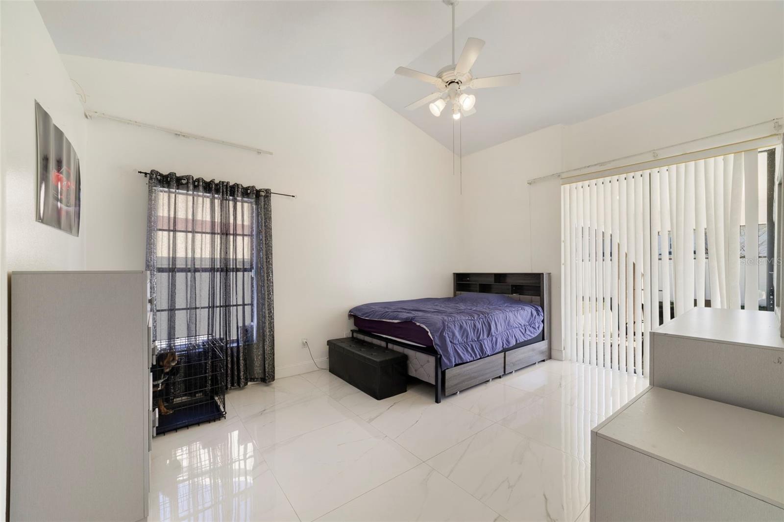 BVL UNIT 9 6TH ADD - Residential