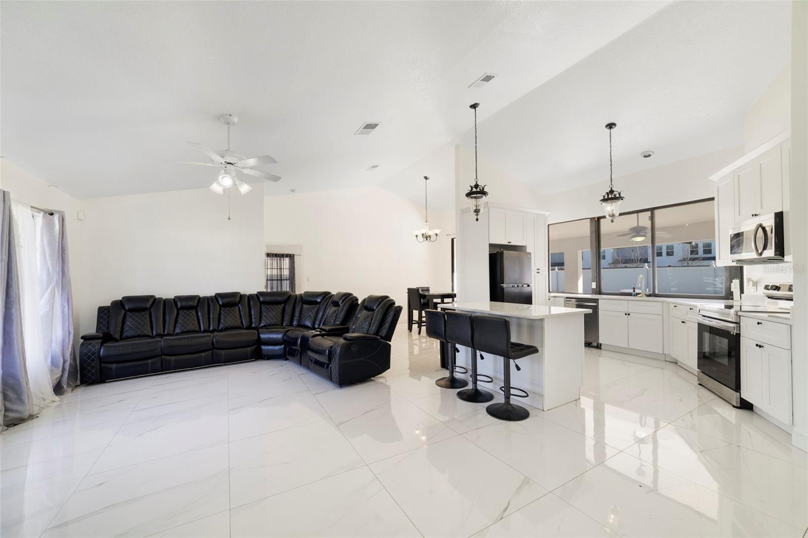 BVL UNIT 9 6TH ADD - Residential