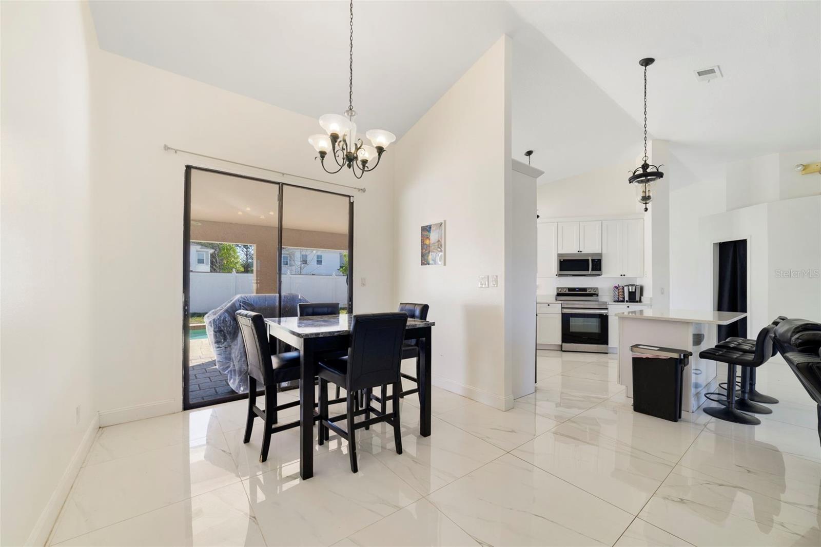 BVL UNIT 9 6TH ADD - Residential