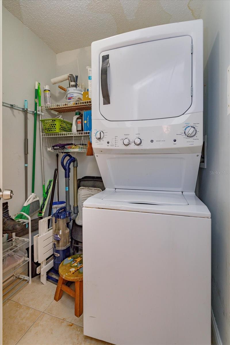 REGENCY PARK AT LAKE MARY A CONDO - Residential