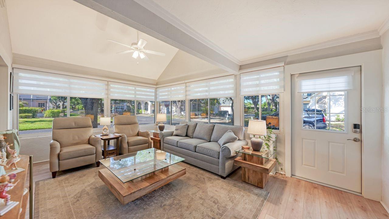 CALUMET AT CENTERGATE 1 - Residential