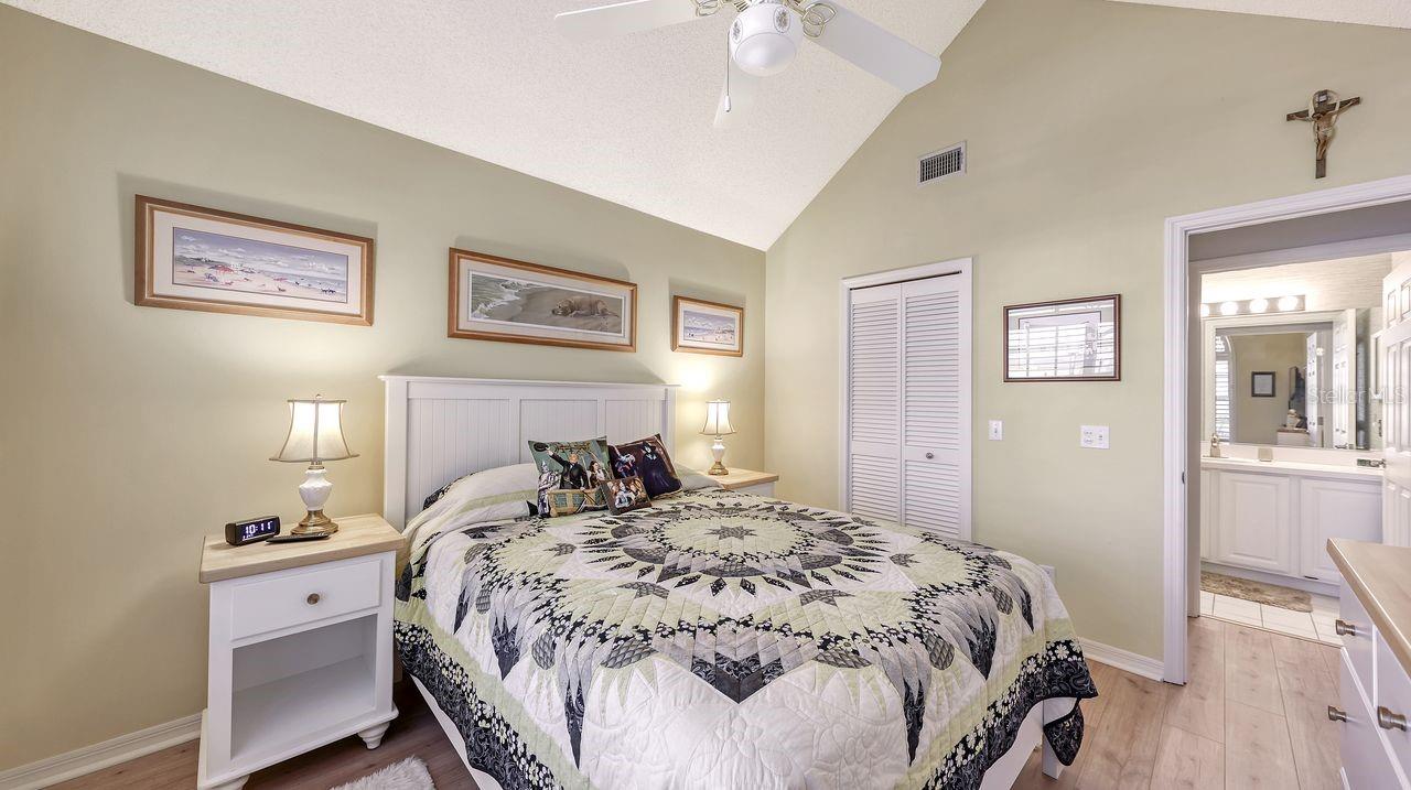 CALUMET AT CENTERGATE 1 - Residential