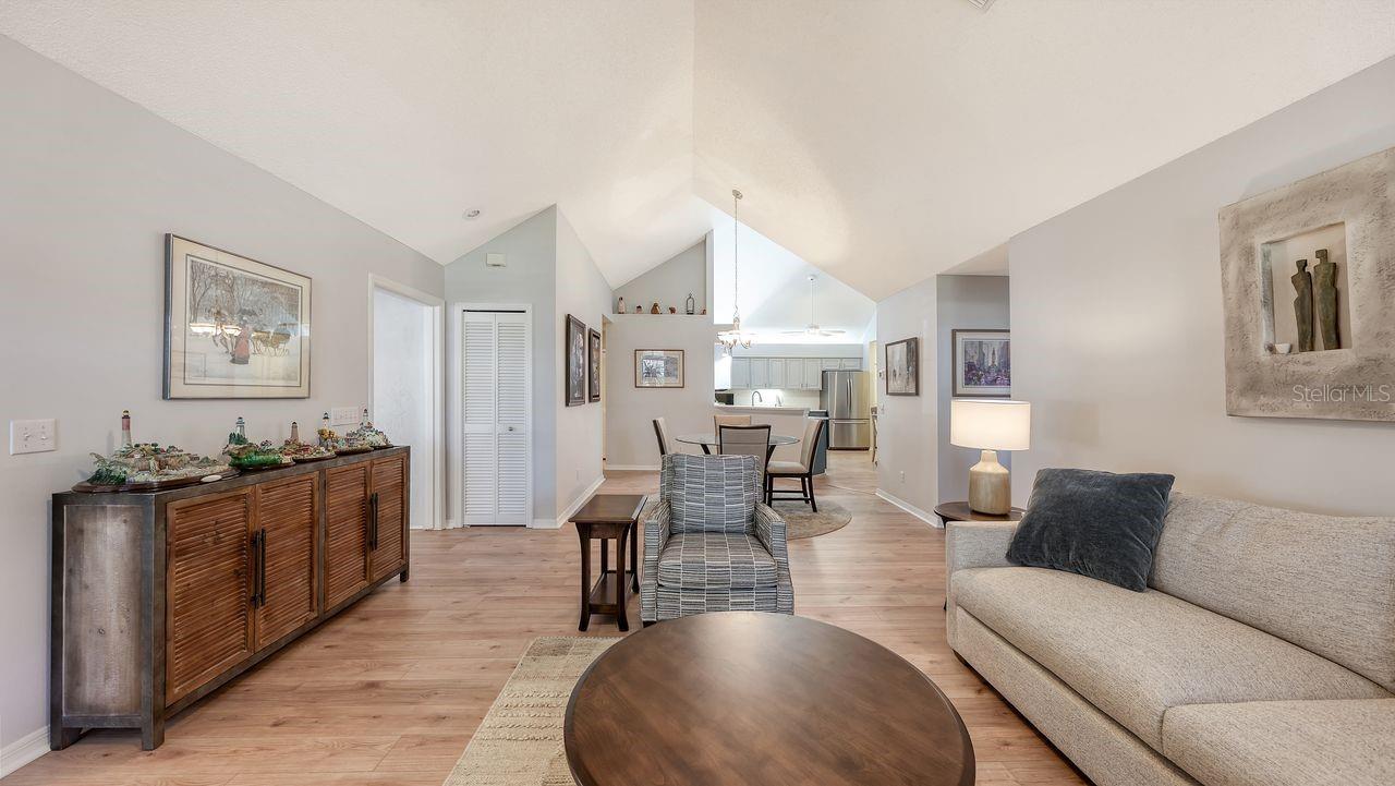 CALUMET AT CENTERGATE 1 - Residential