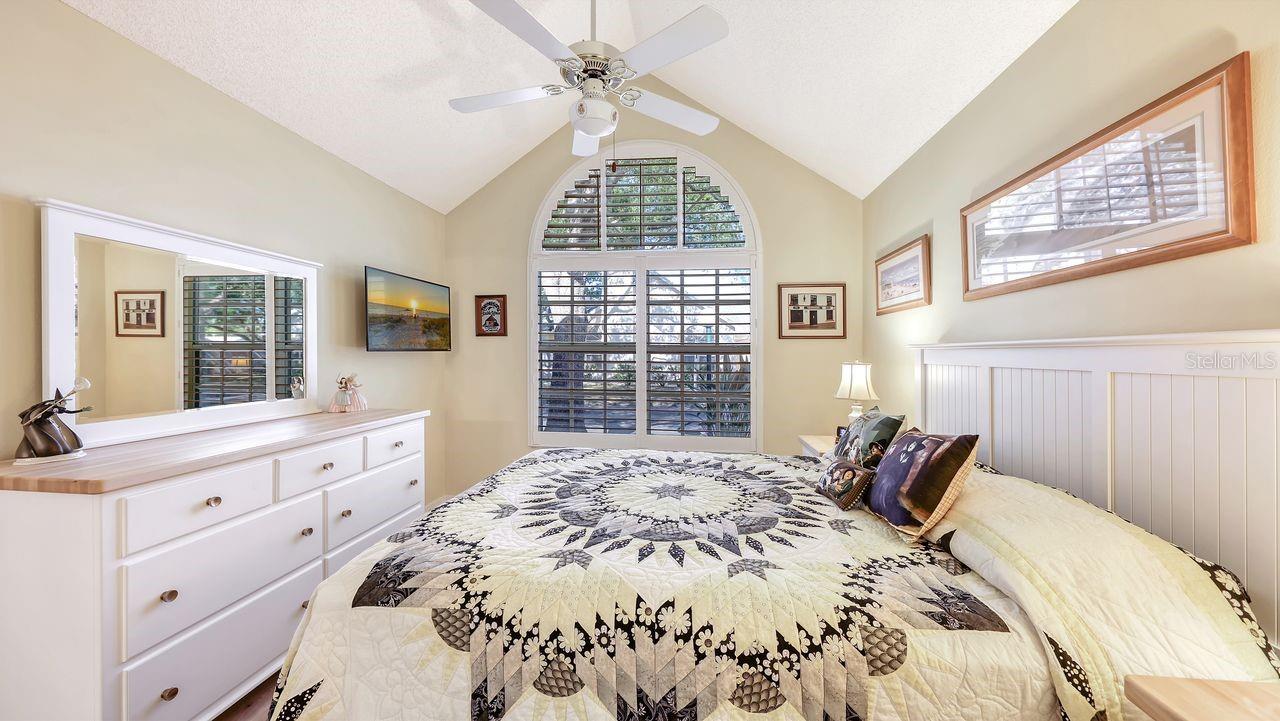 CALUMET AT CENTERGATE 1 - Residential