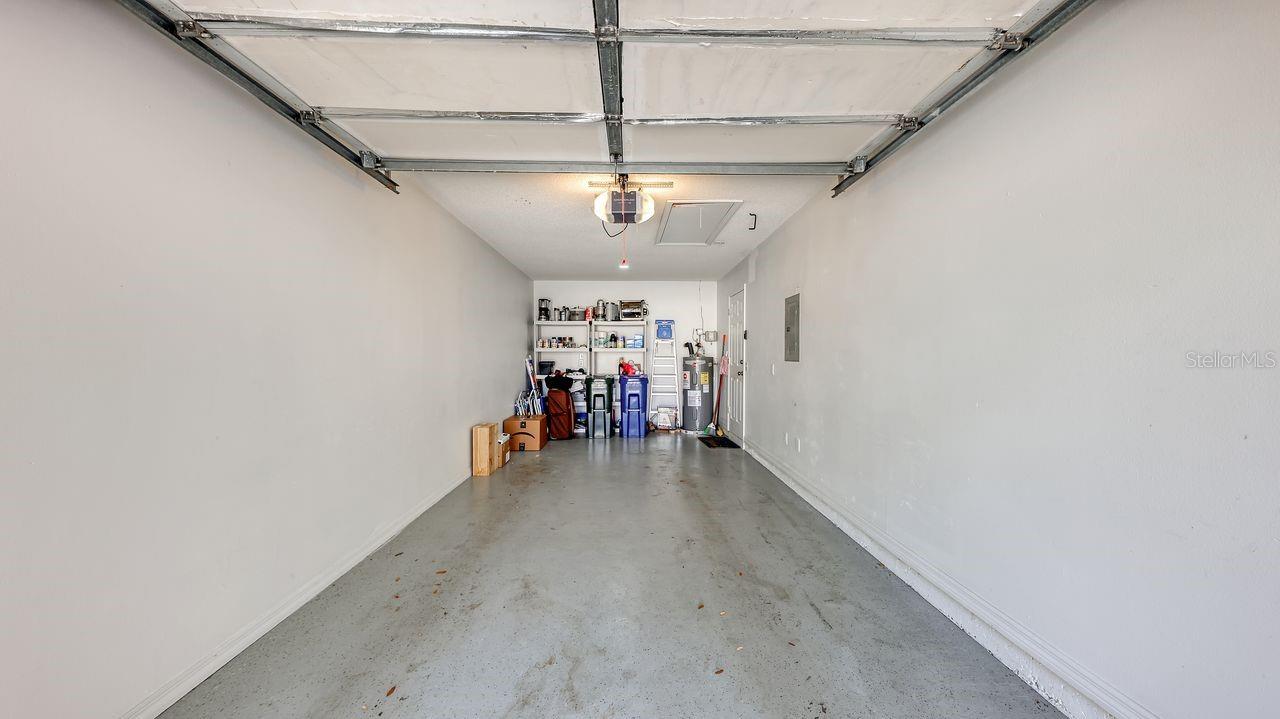 CALUMET AT CENTERGATE 1 - Residential