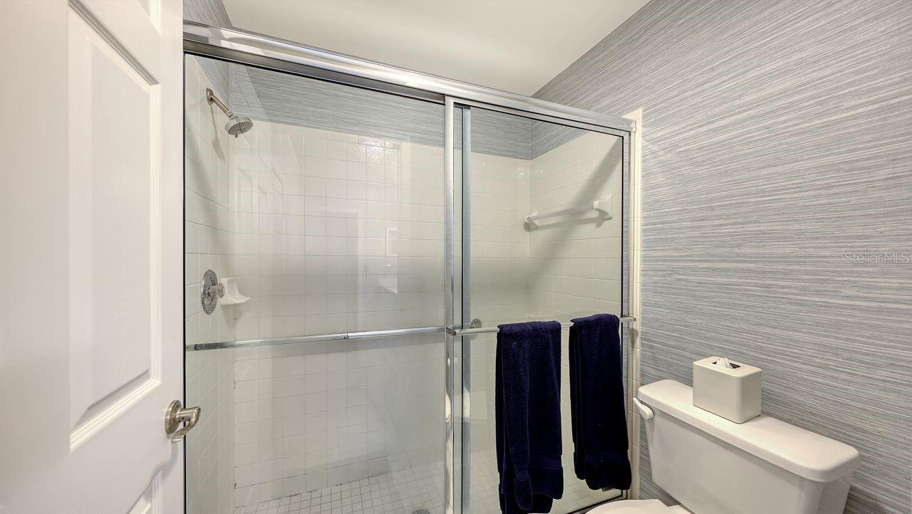 CALUMET AT CENTERGATE 1 - Residential