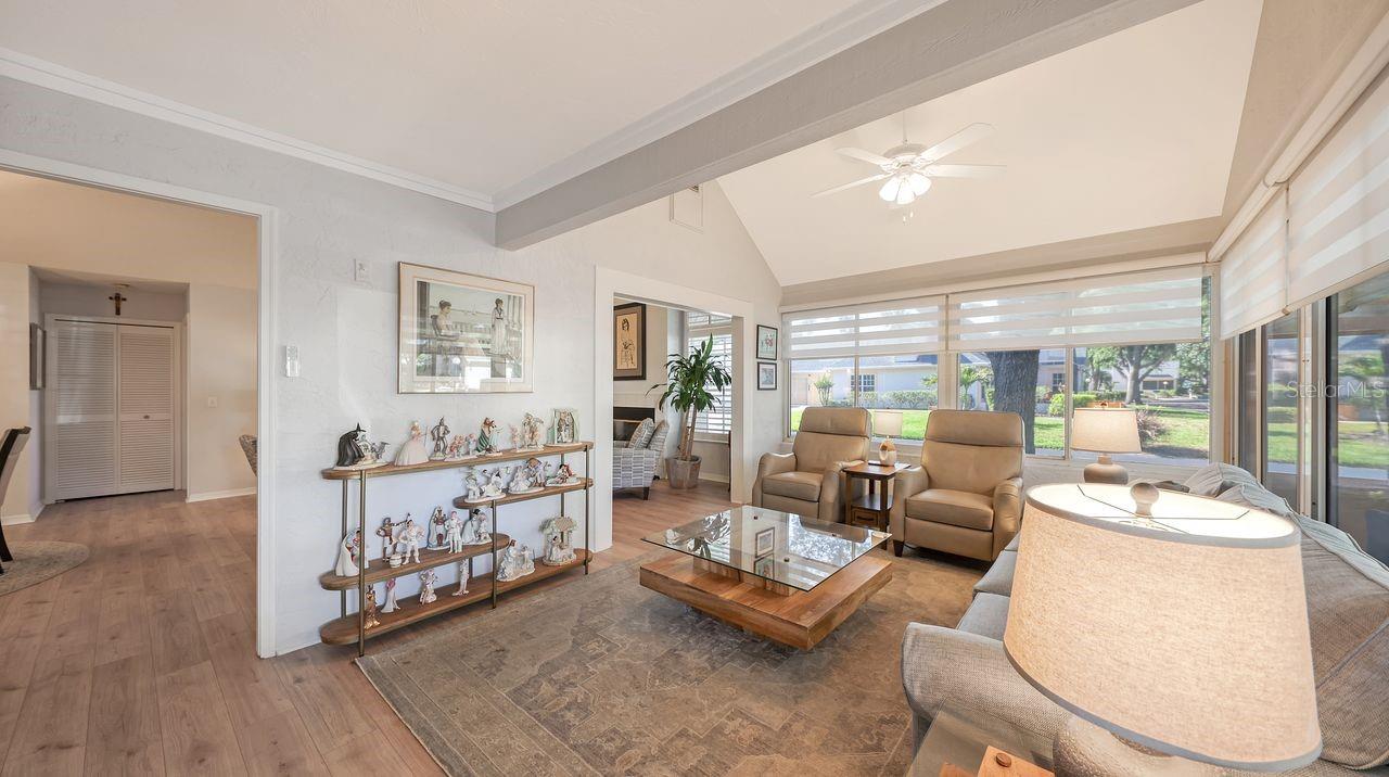 CALUMET AT CENTERGATE 1 - Residential