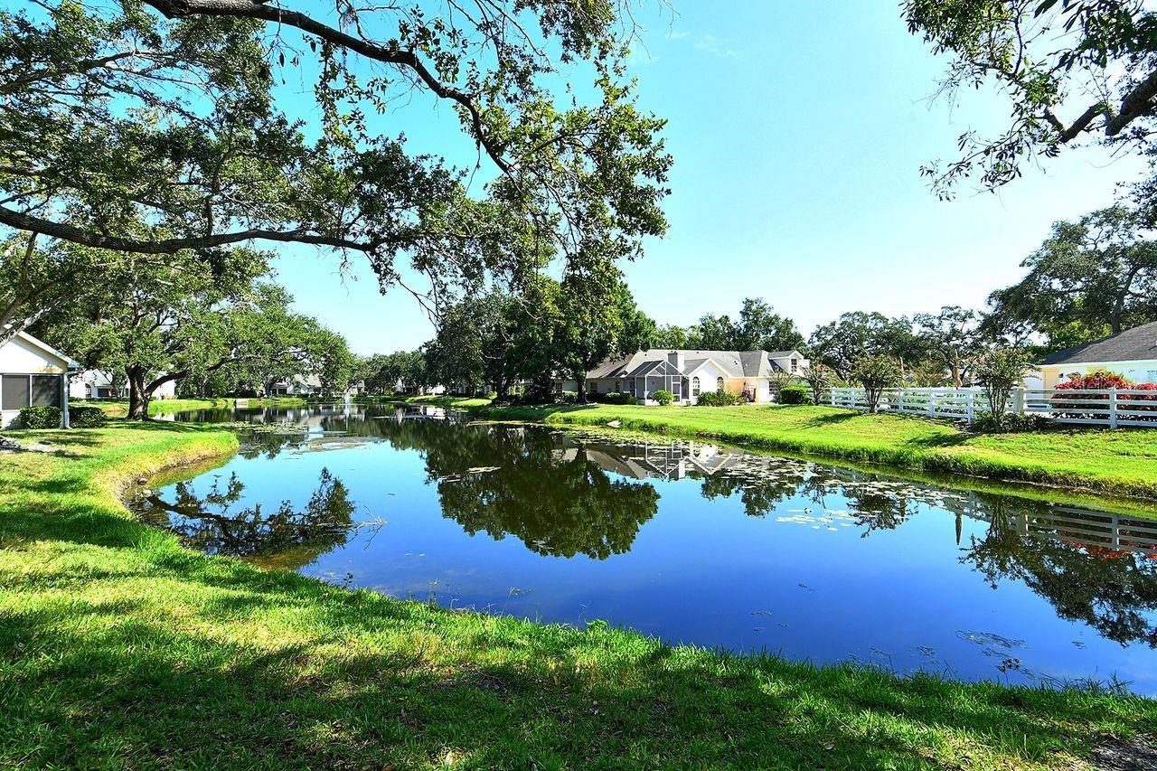 CALUMET AT CENTERGATE 1 - Residential