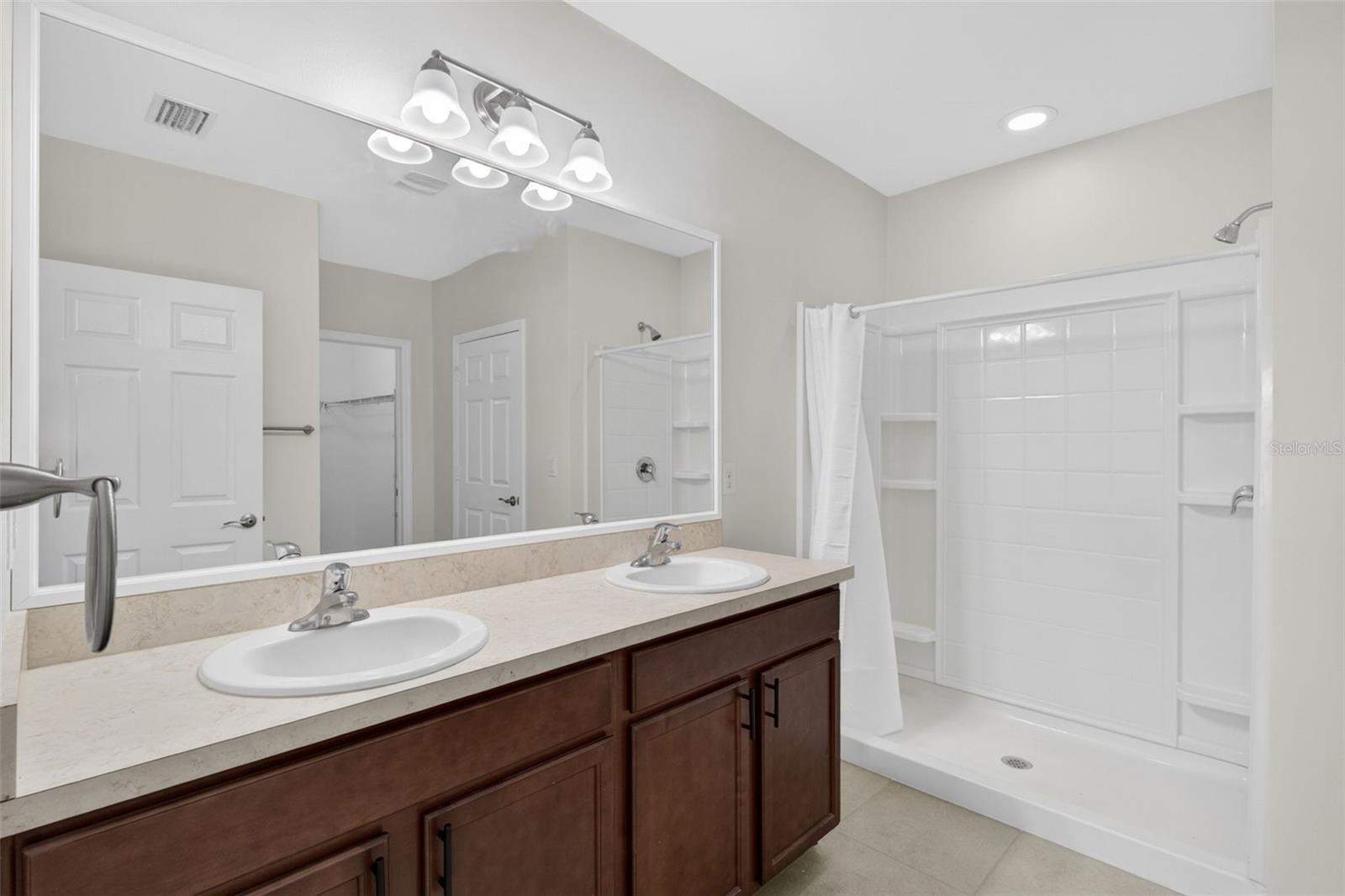 CALOOSA LAKES PH I - Residential