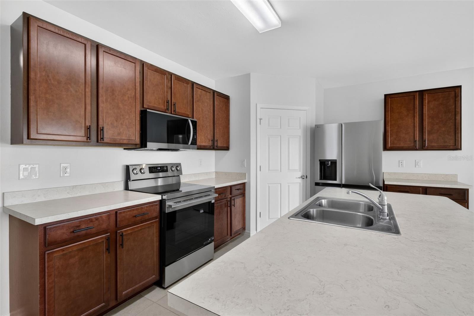 CALOOSA LAKES PH I - Residential