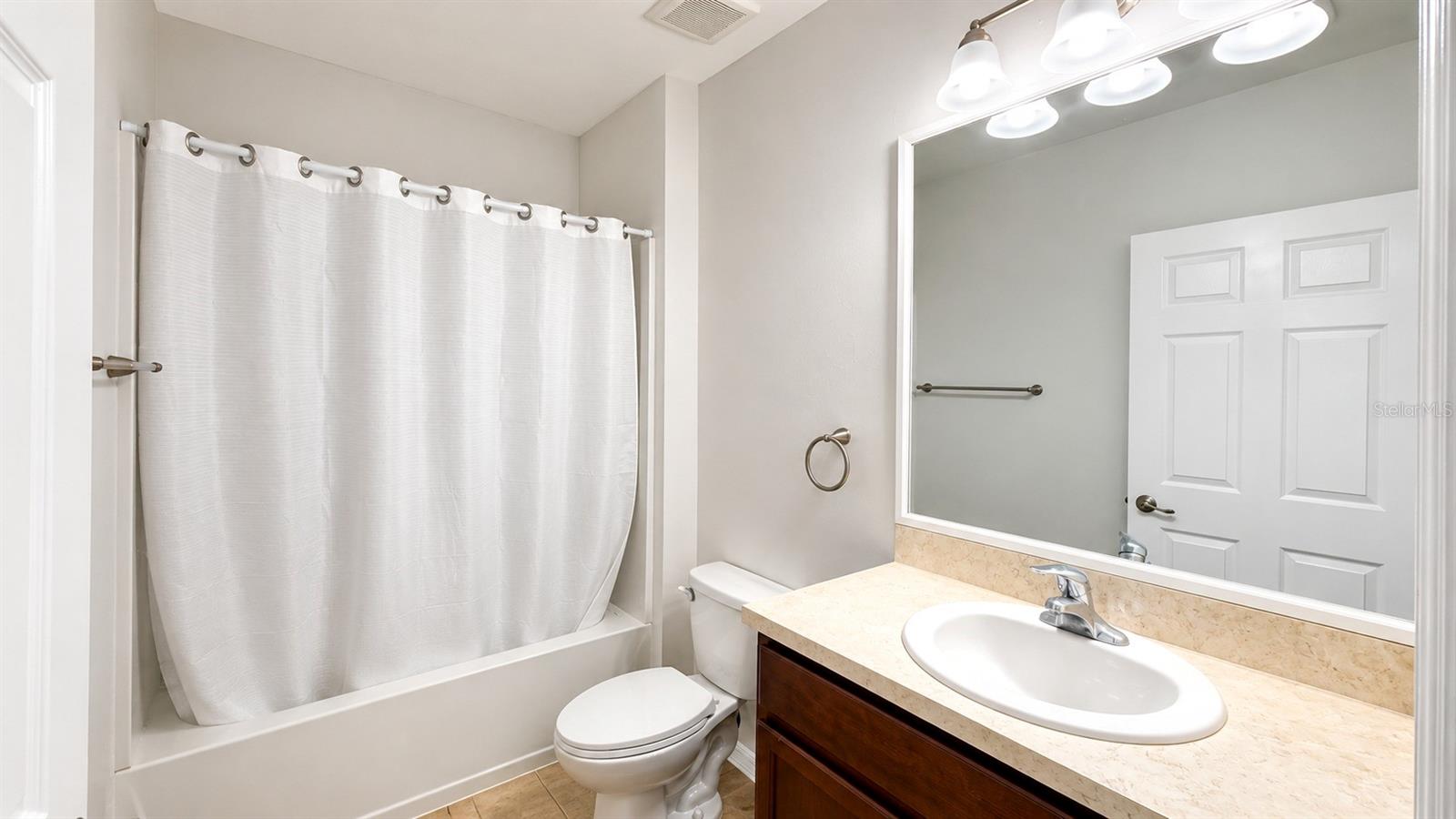 CALOOSA LAKES PH I - Residential
