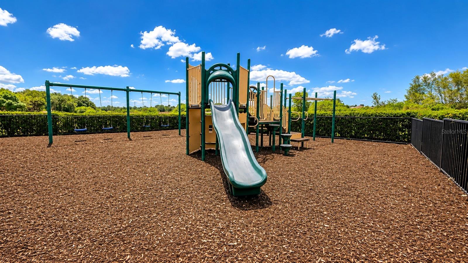 CALOOSA LAKES PH I - Residential