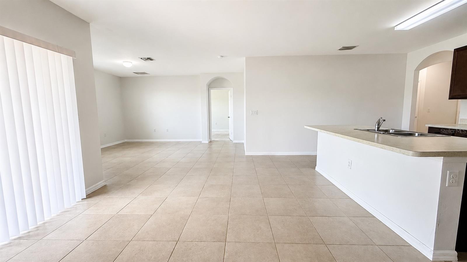 CALOOSA LAKES PH I - Residential