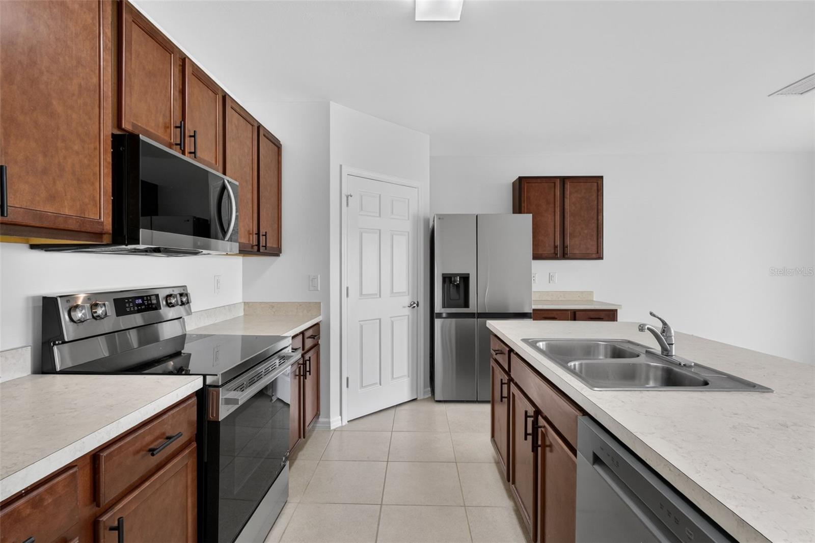 CALOOSA LAKES PH I - Residential