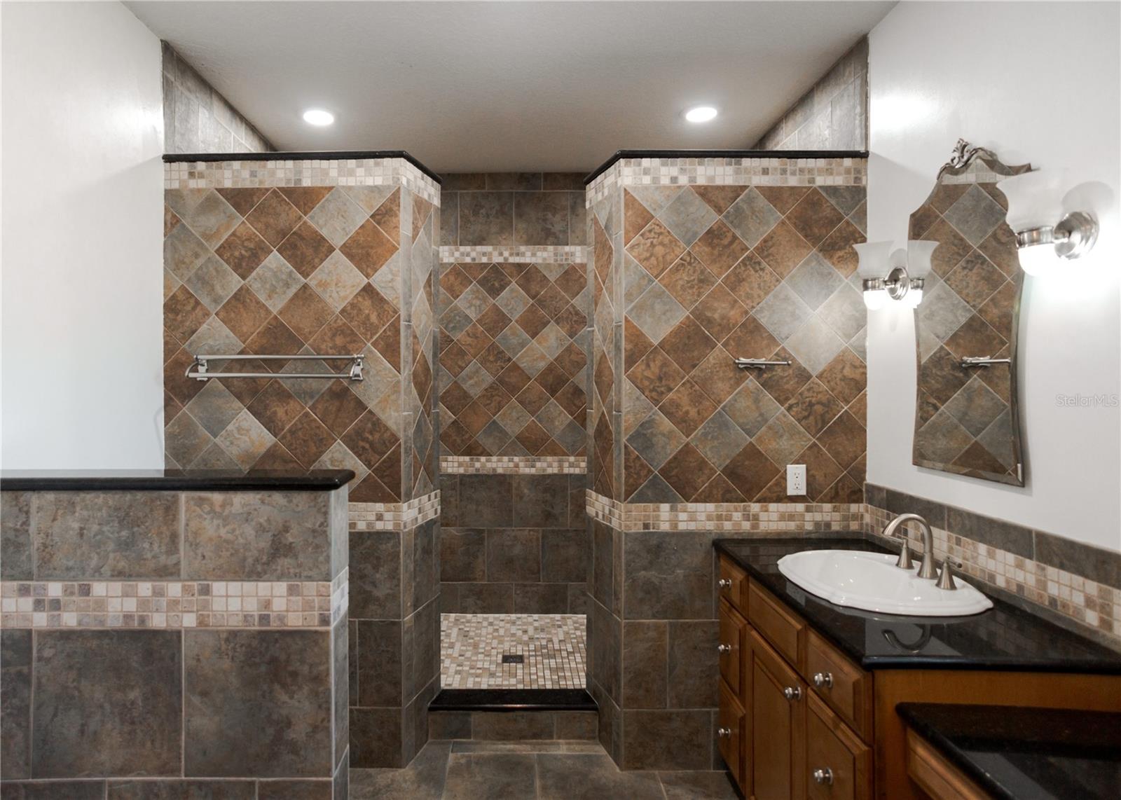 SAND LAKE HILLS SEC 08 - Residential