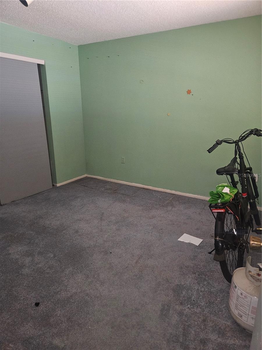 HOLIDAY LAKES WEST - Residential