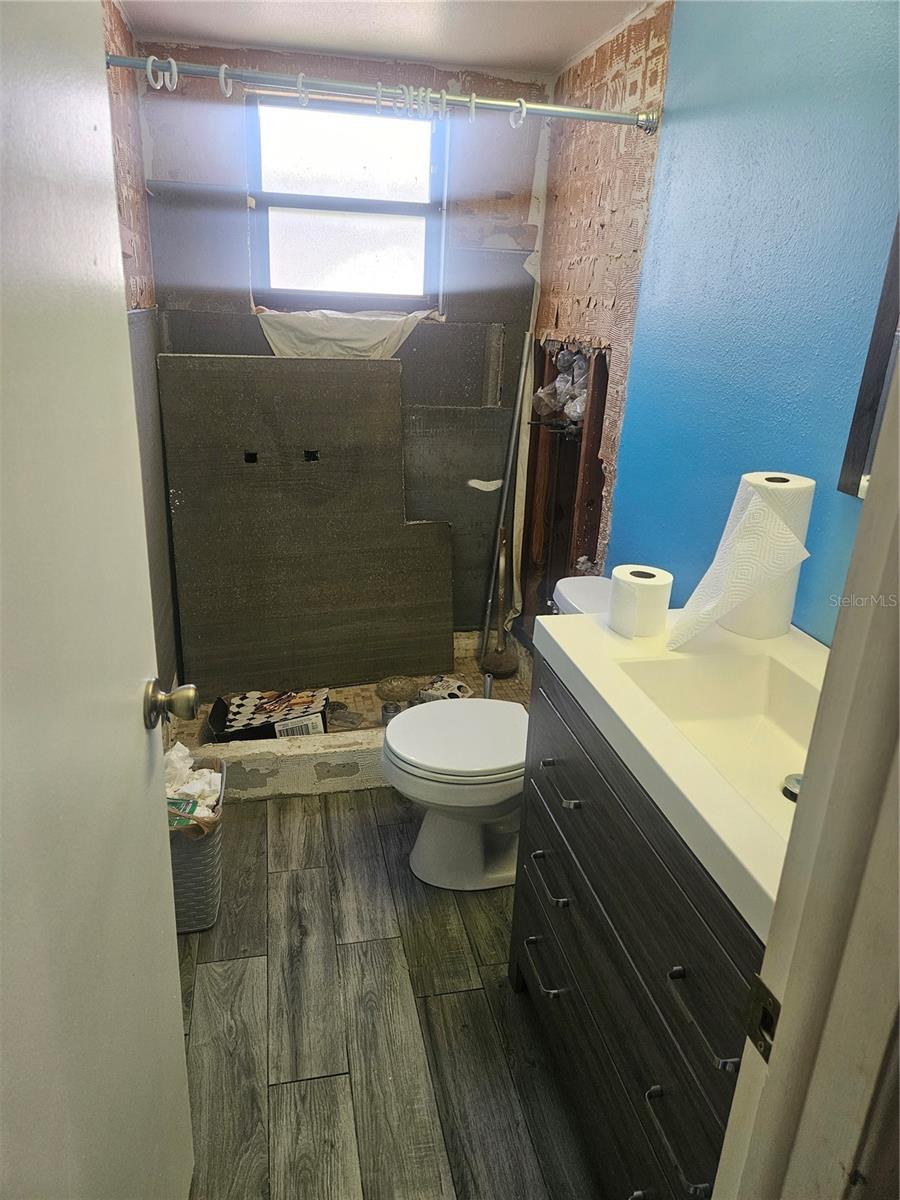 HOLIDAY LAKES WEST - Residential