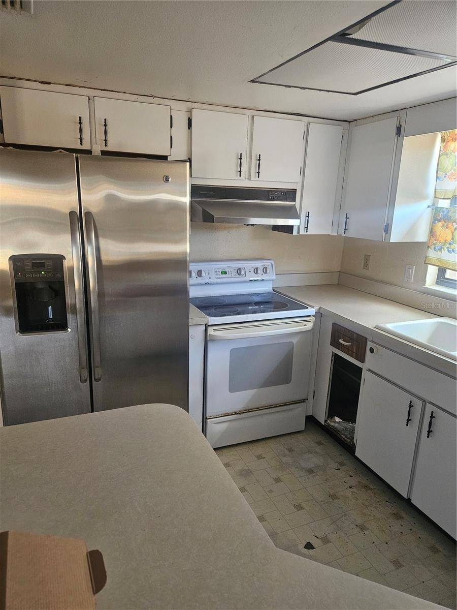 HOLIDAY LAKES WEST - Residential