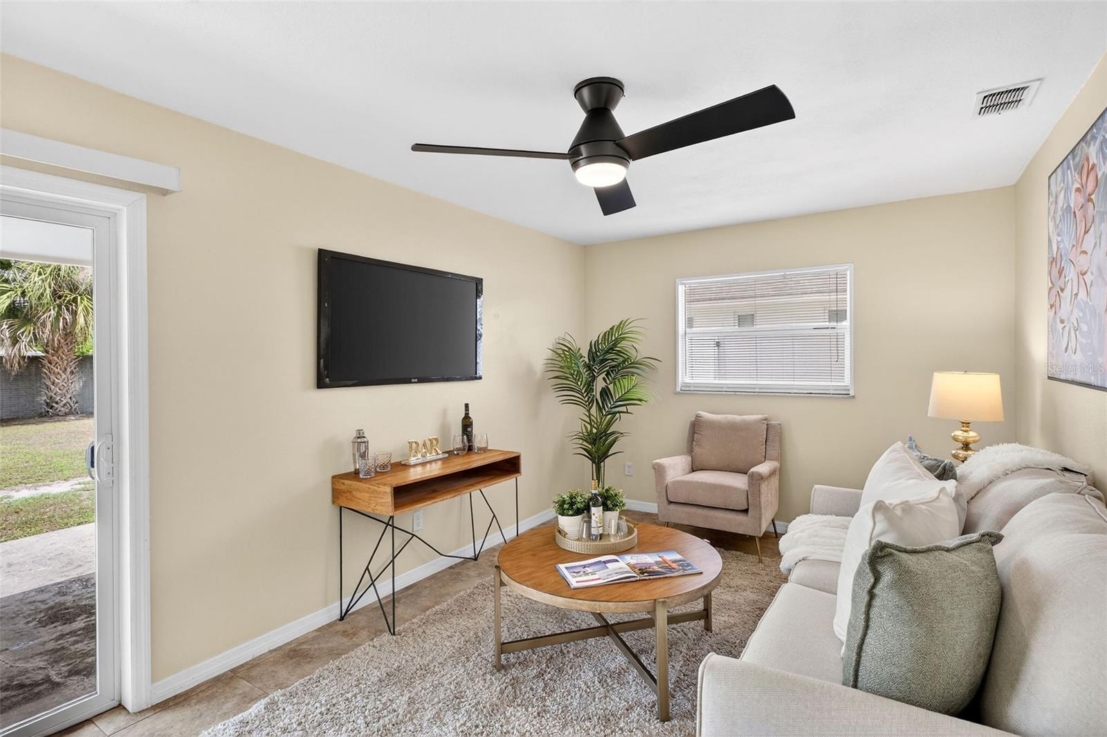 HOWELL ESTATES REP - Residential