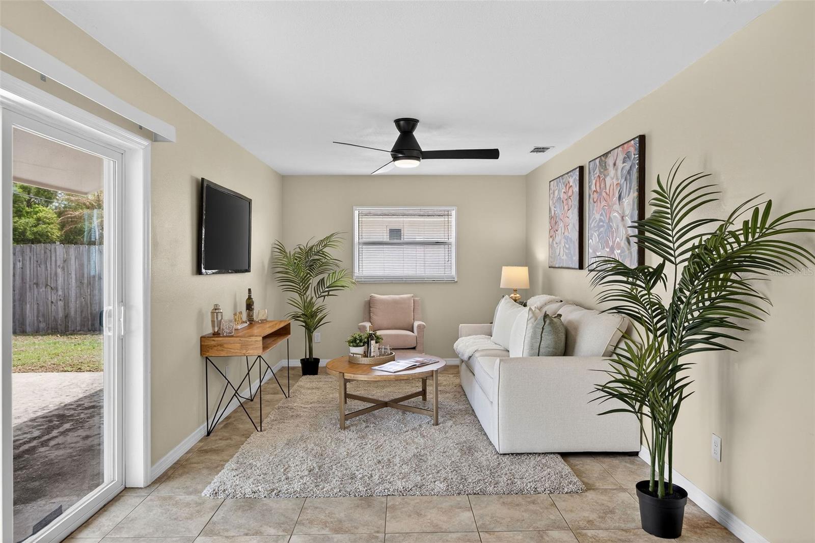 HOWELL ESTATES REP - Residential