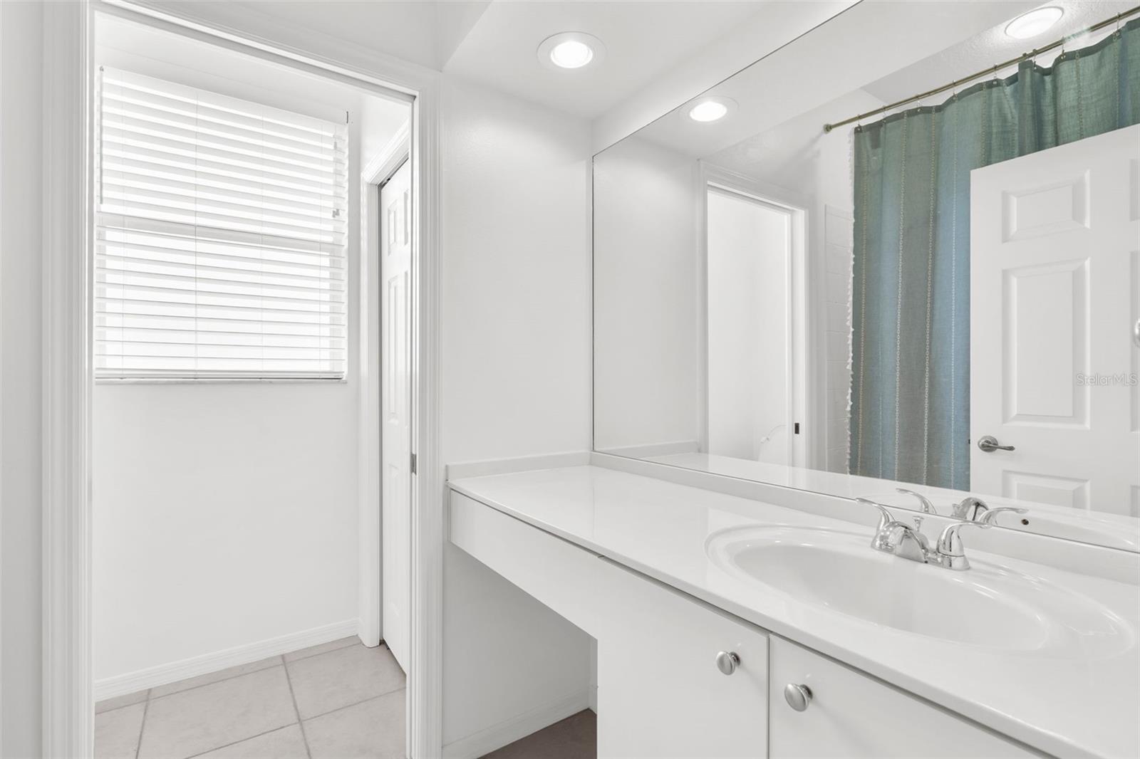 CALUSA LAKES - Residential