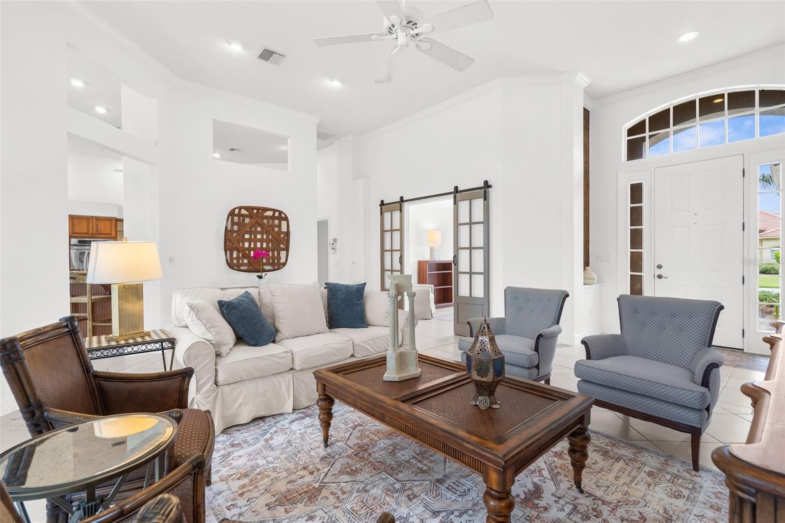 CALUSA LAKES - Residential