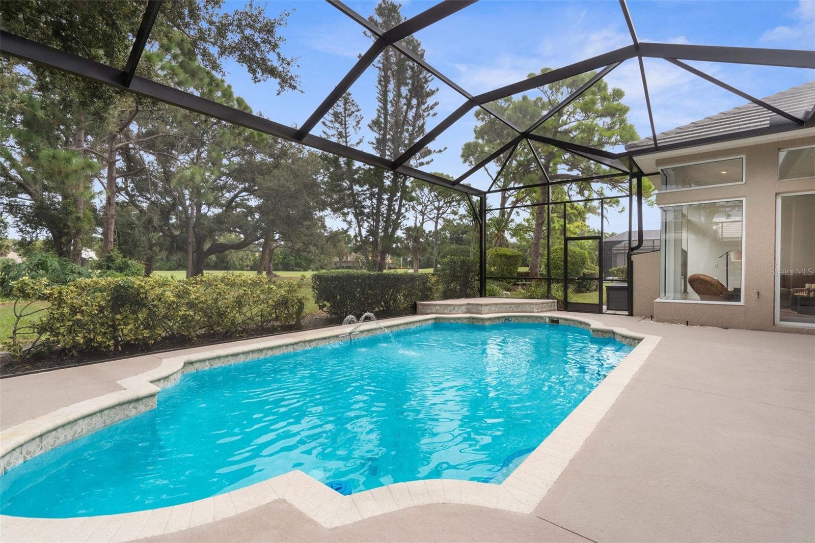 CALUSA LAKES - Residential