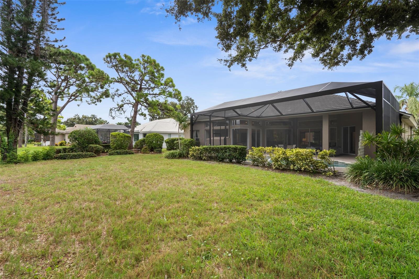 CALUSA LAKES - Residential
