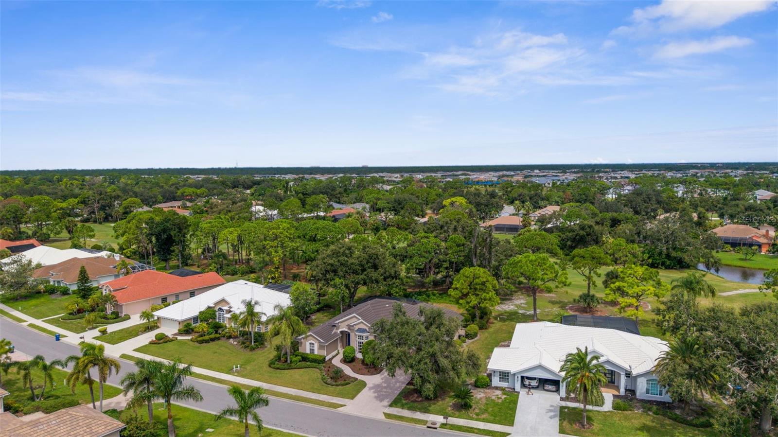 CALUSA LAKES - Residential