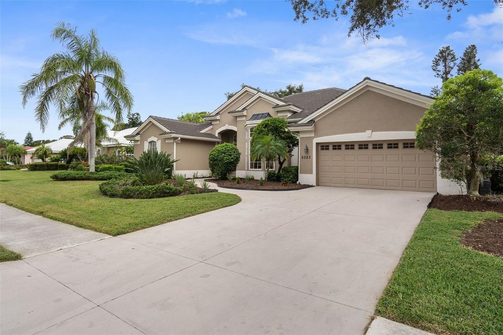 Photo of 2023 Calusa Lakes Boulevard, Nokomis, FL 34275 (MLS # N6140295)