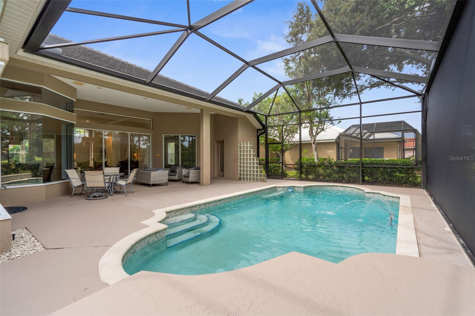 CALUSA LAKES - Residential
