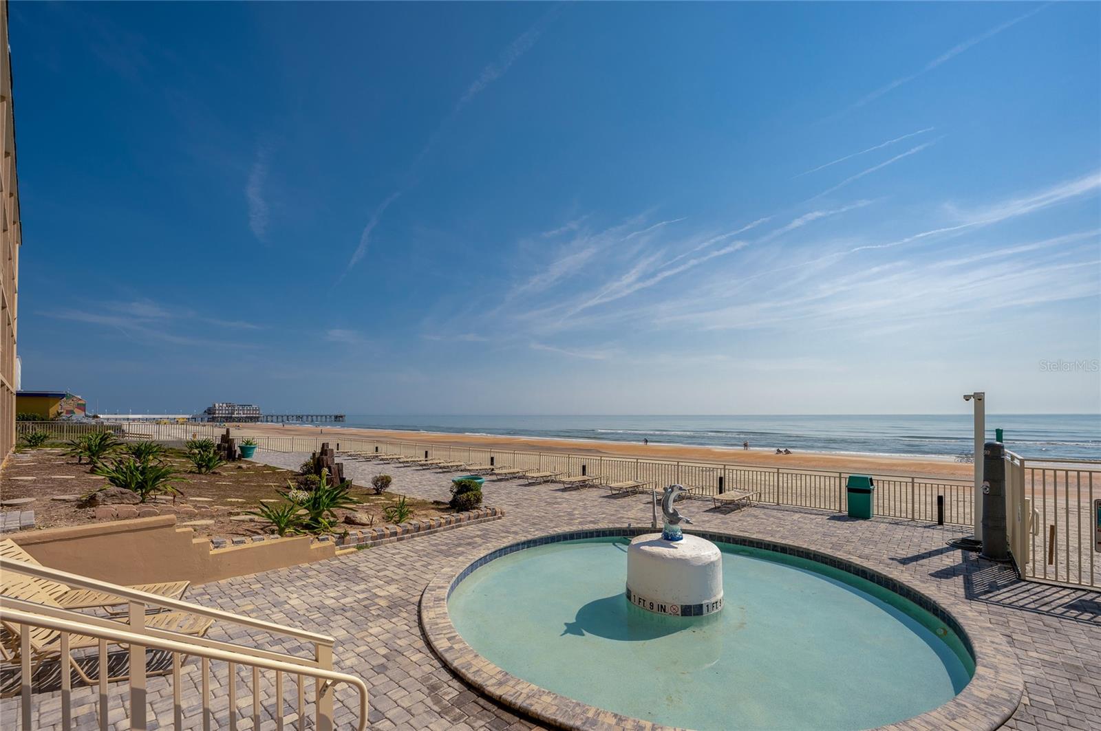 DAYTONA INN BEACH RESIDENCE - Residential