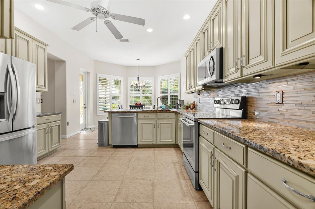 Photo of 11311 30th Cove E, Parrish, FL 34219 (MLS # A4675045)