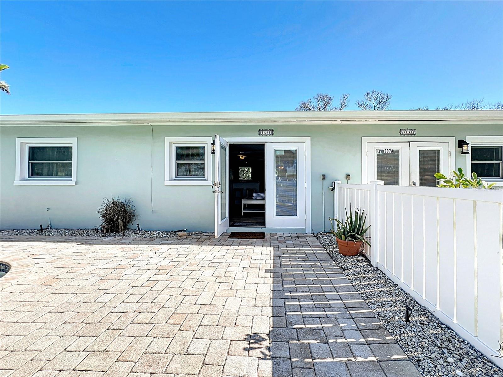 207 75TH STREET E