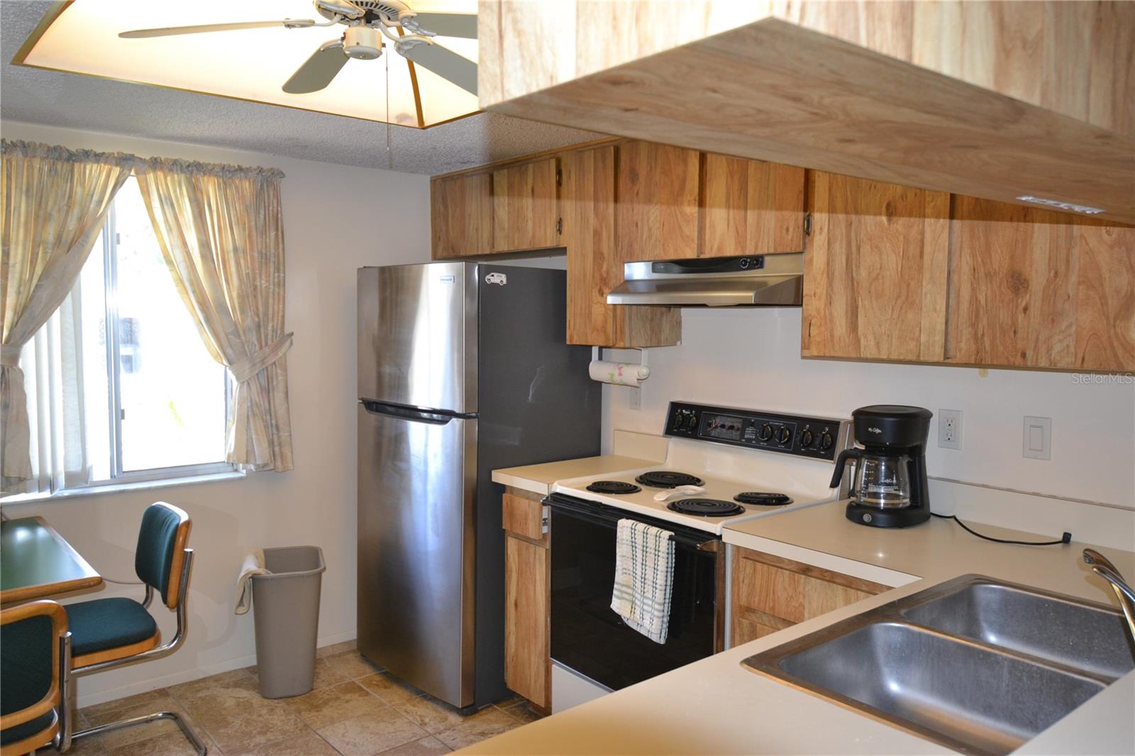 EAST LAKE WOODLANDS CYPRESS ESTATES - Residential Lease