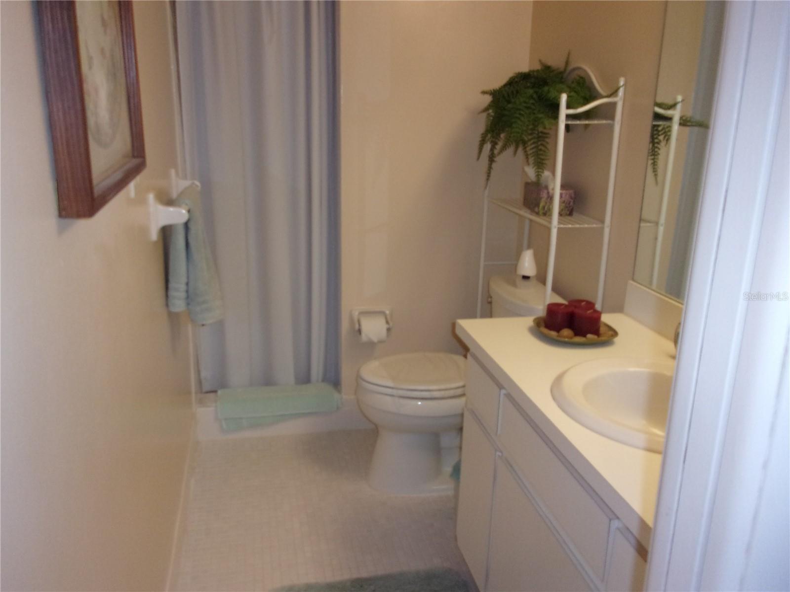 EAST LAKE WOODLANDS CYPRESS ESTATES - Residential Lease
