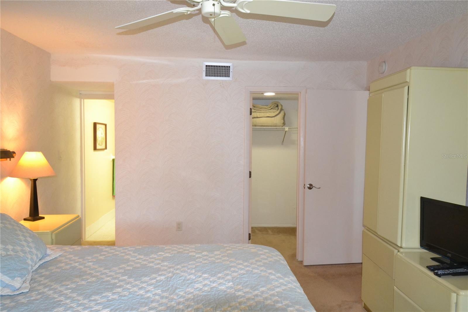 EAST LAKE WOODLANDS CYPRESS ESTATES - Residential Lease