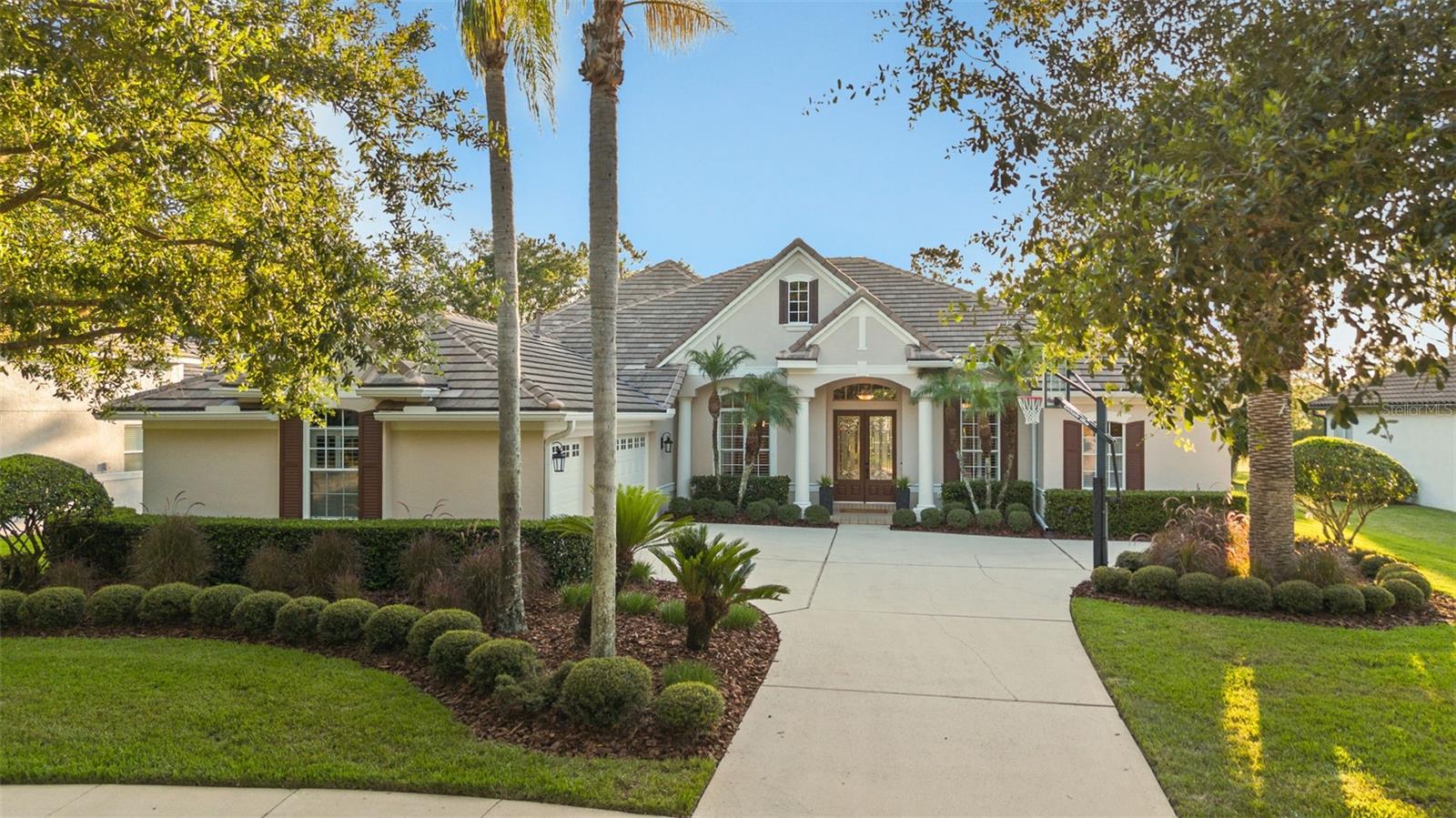 3267 REGAL CREST DRIVE