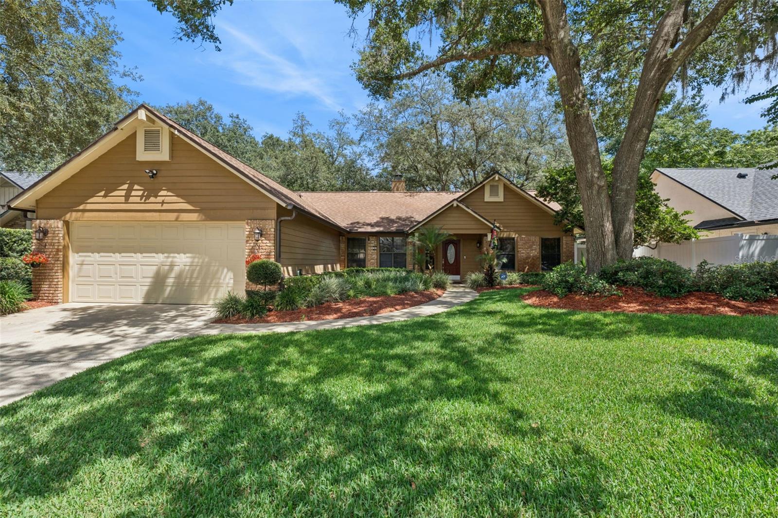 288 RINGWOOD DRIVE