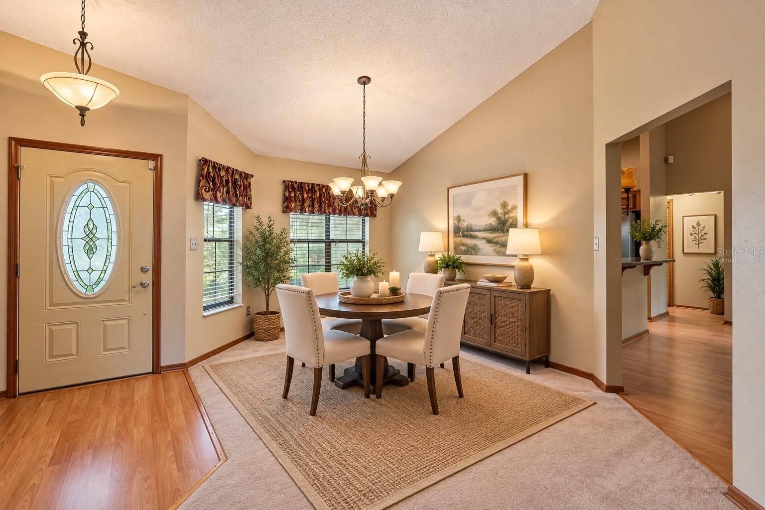 288 RINGWOOD DRIVE