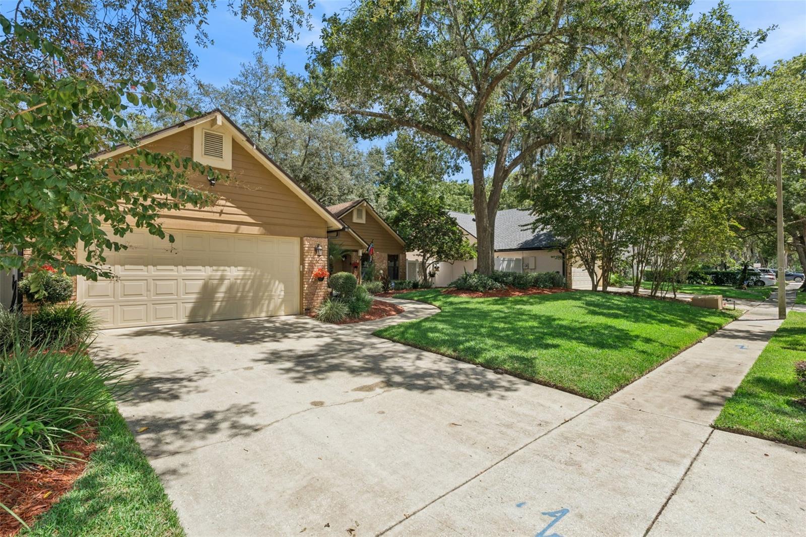 288 RINGWOOD DRIVE