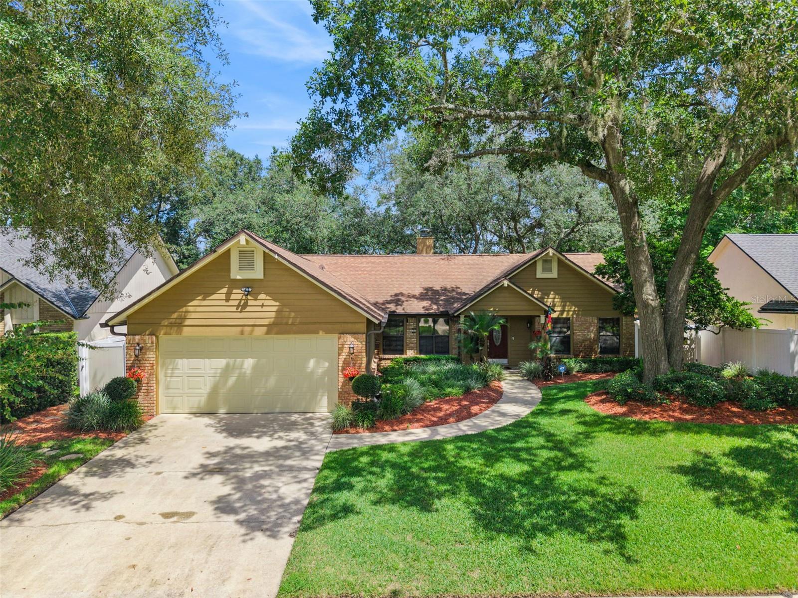 288 RINGWOOD DRIVE