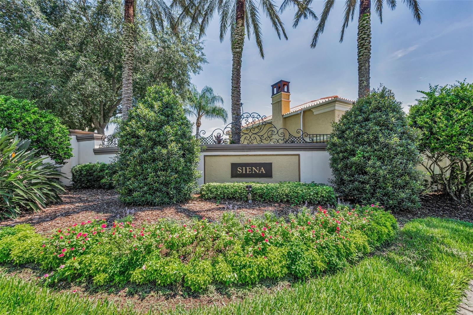 CHAMPIONS CLUB, THE SIENA - Residential