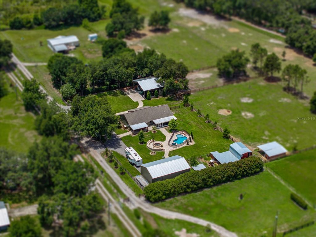 Photo of 3412 Ace Lane, Dover, FL 33527 (MLS # TB8396468)