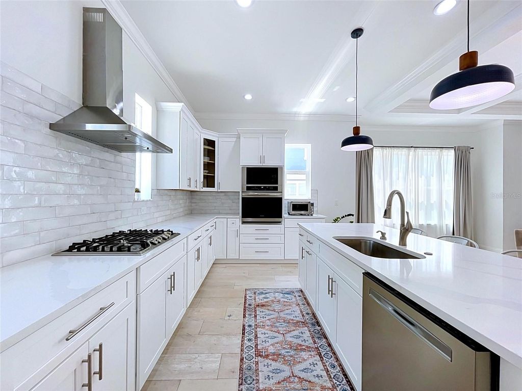 Photo of 3702 W Roland Street #3, Tampa, FL 33609 (MLS # A4697041)